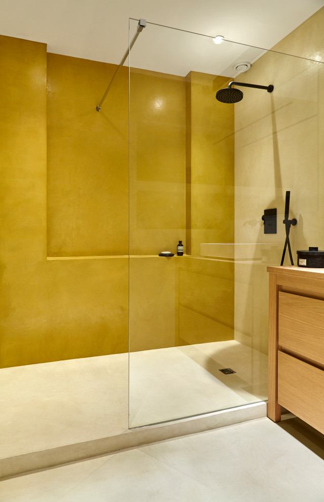Inspiration pour une petite salle de bain principale minimaliste avec un lavabo suspendu, meuble simple vasque et meuble-lavabo suspendu.