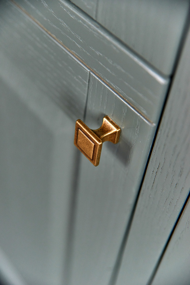 Дом в поселке Британика