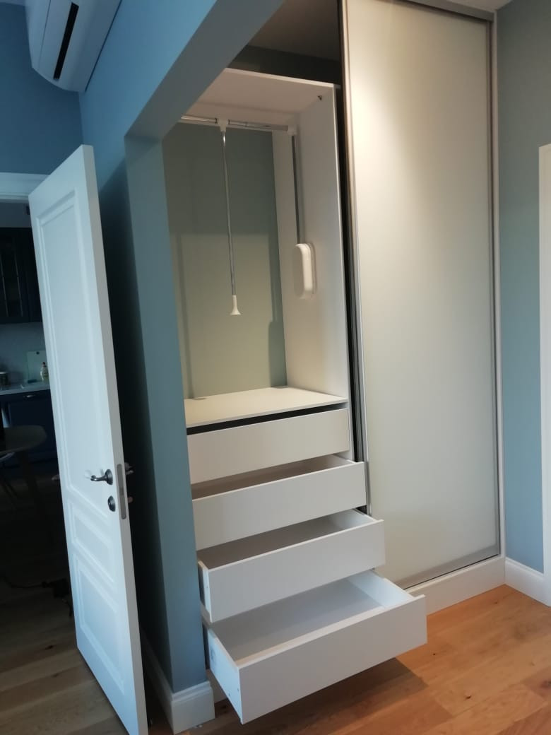 Готовый шкаф купе