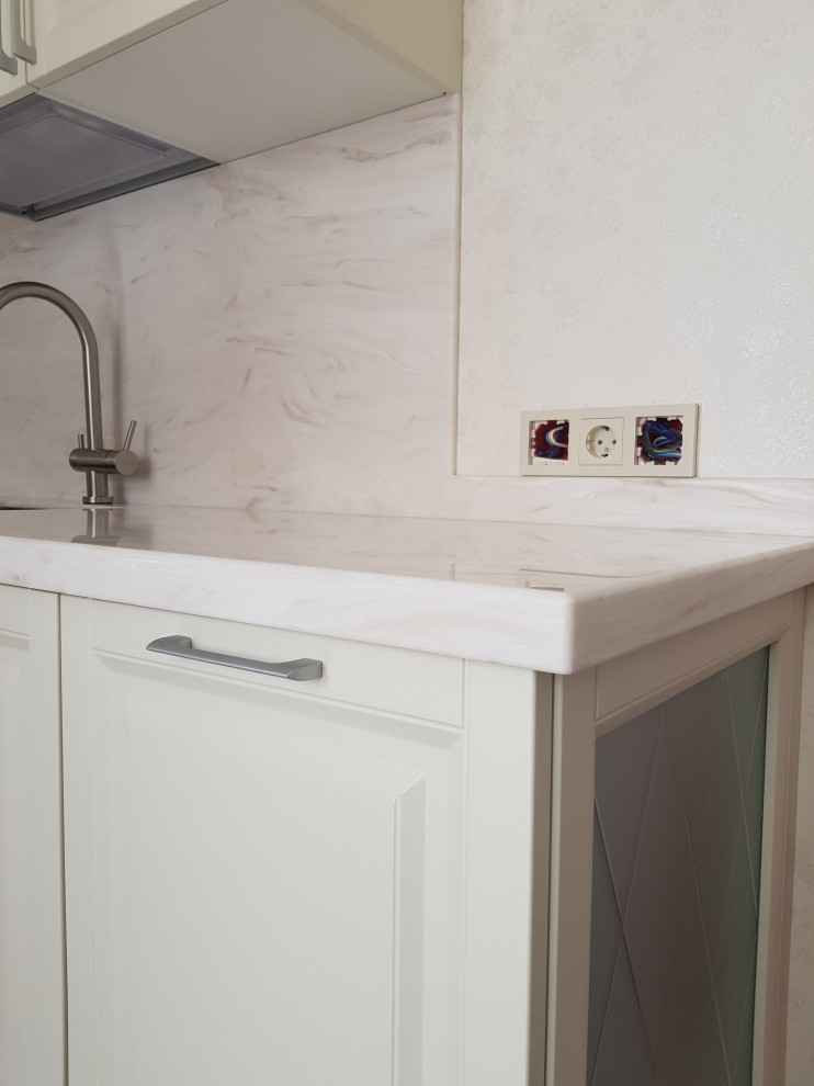 Кухонная столешница с фартуком из искусственного камня Corian Sand Storm