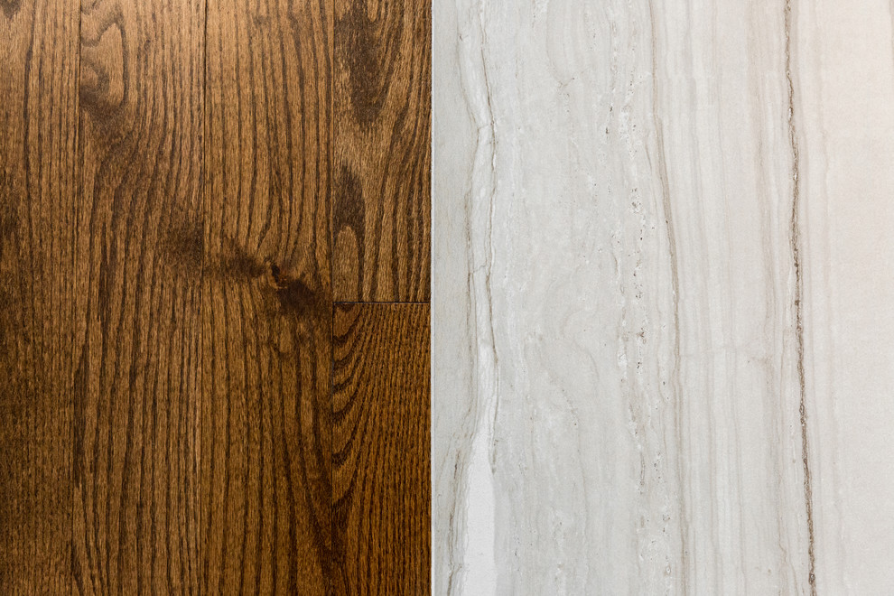 Transitional home design photo in Toronto