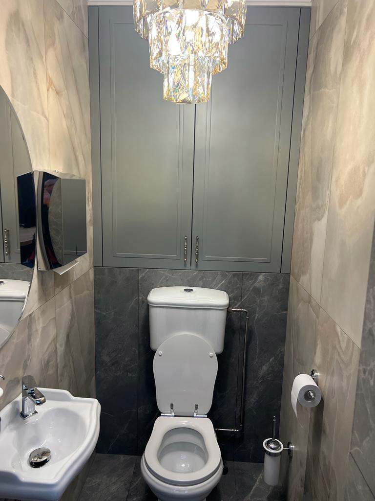 Шоу рум компании " От потолка до пола"