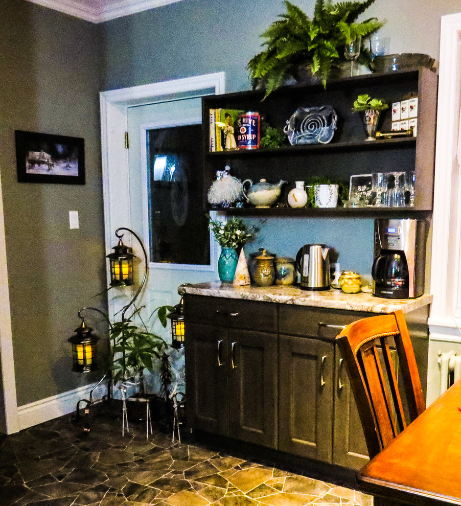 Example of a transitional kitchen design in Toronto