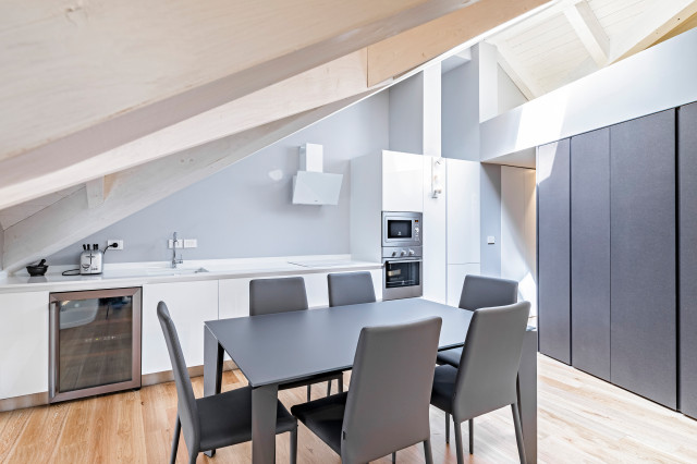 Attic flat in Turin contemporary-vardagsrum