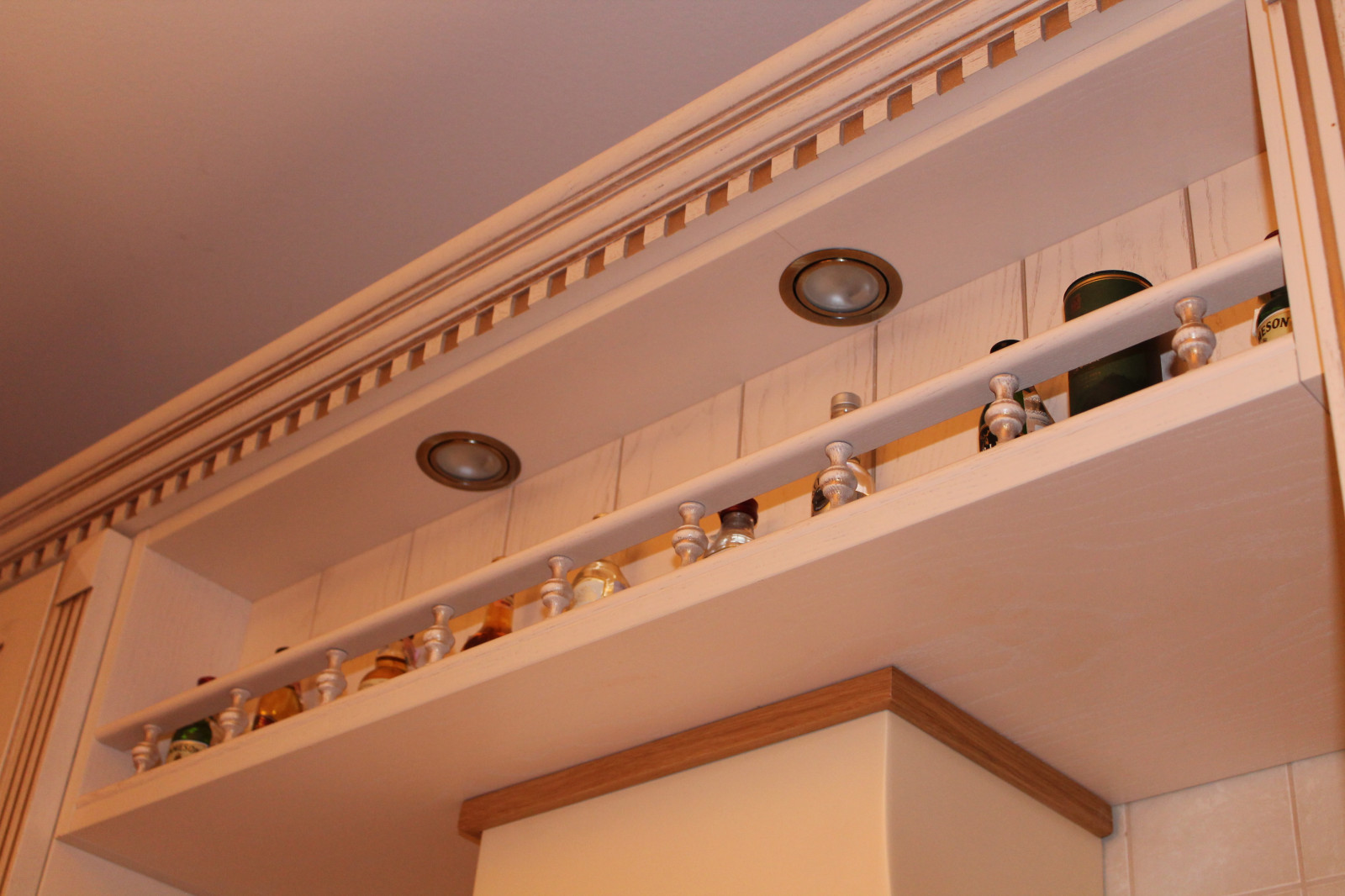 Стеклянные фасады на кухне