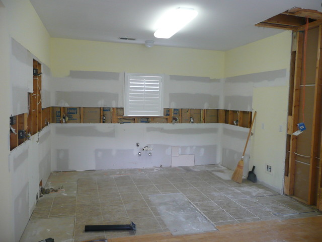 Transitional style kitchen 