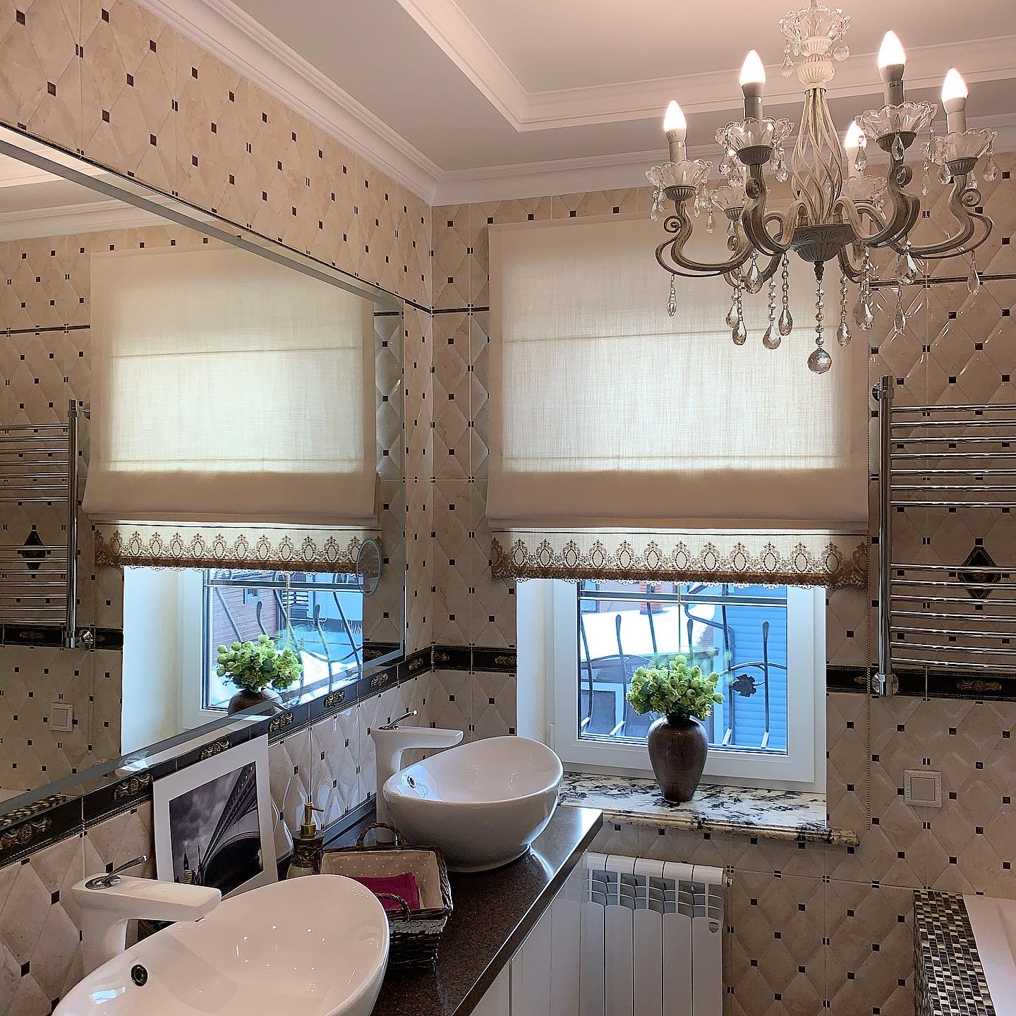 Текстильное оформление ванной комнаты в КП"Цветочный"