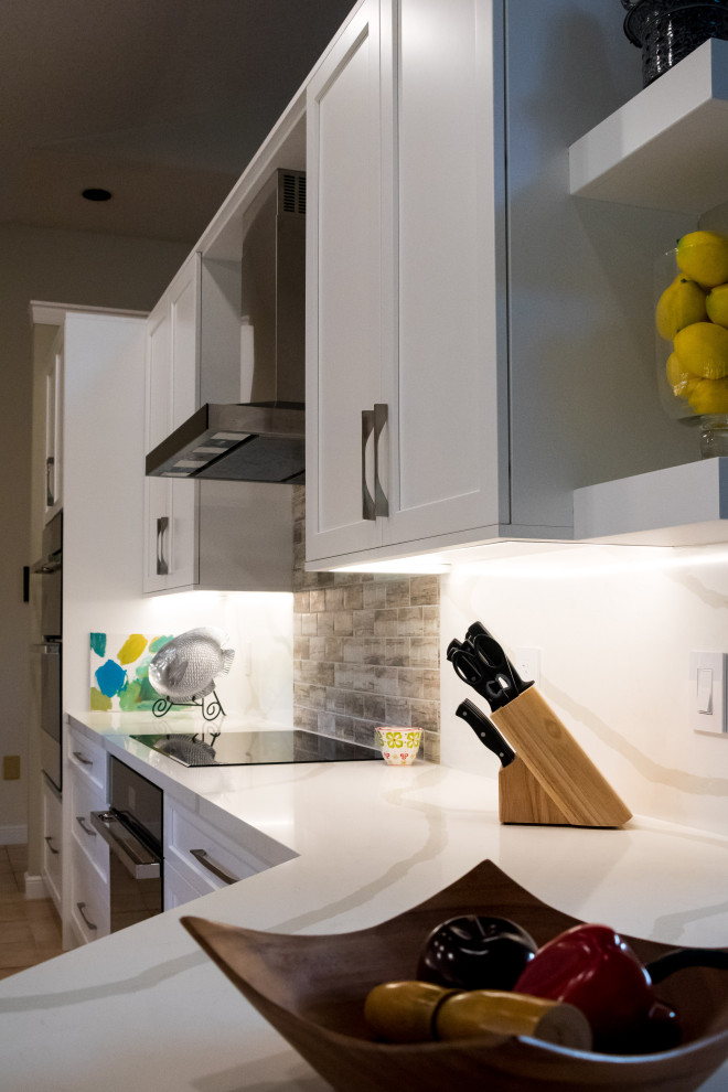 Inspiration for a transitional kitchen remodel in Miami