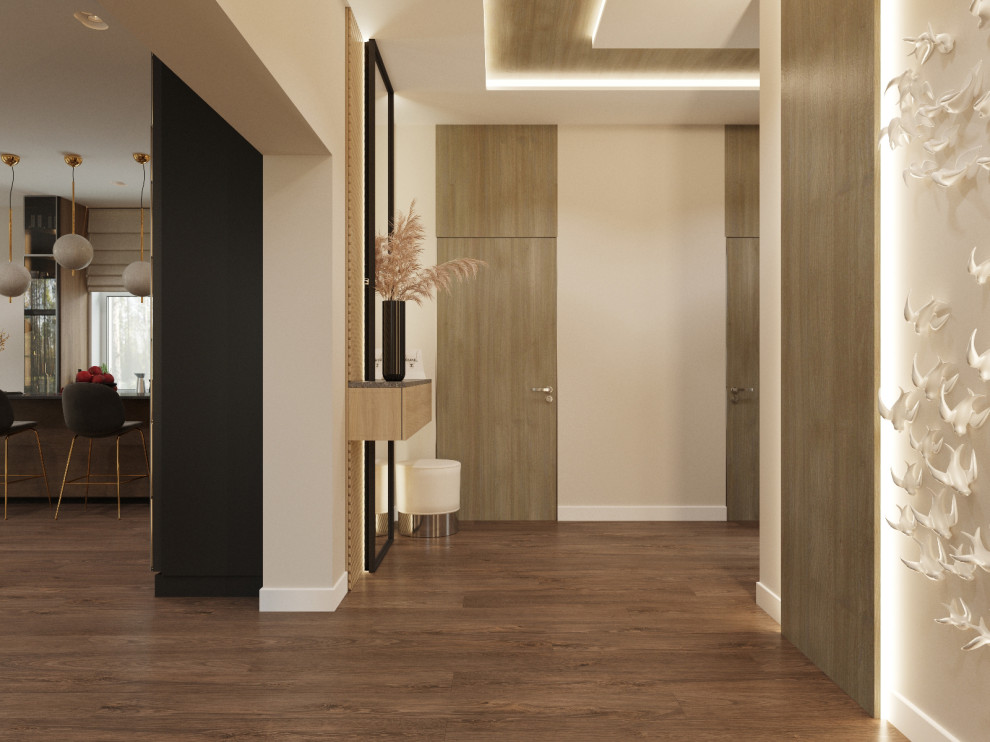 Прихожая, вид с лестницы / 1 этаж