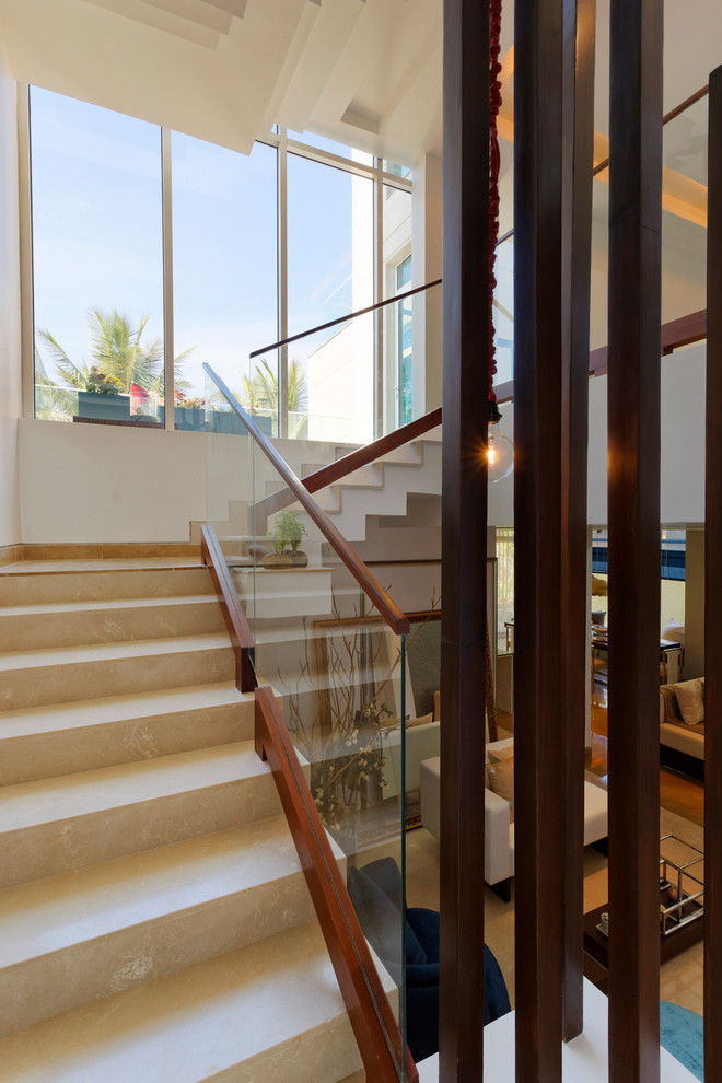 Photo of a contemporary staircase in Bengaluru.