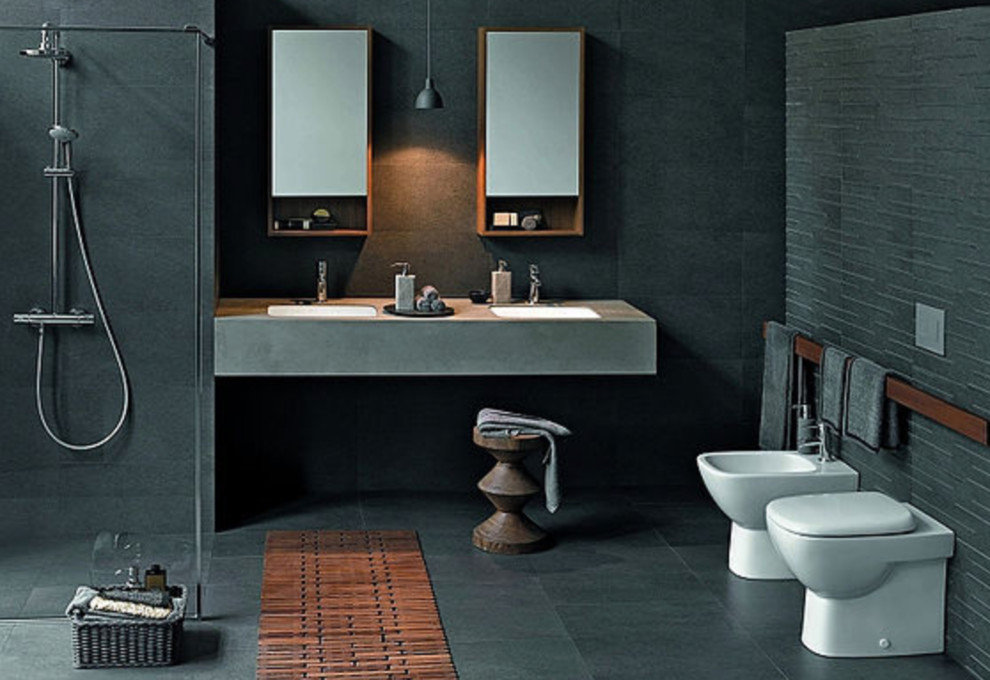 Bathroom - transitional bathroom idea in Miami
