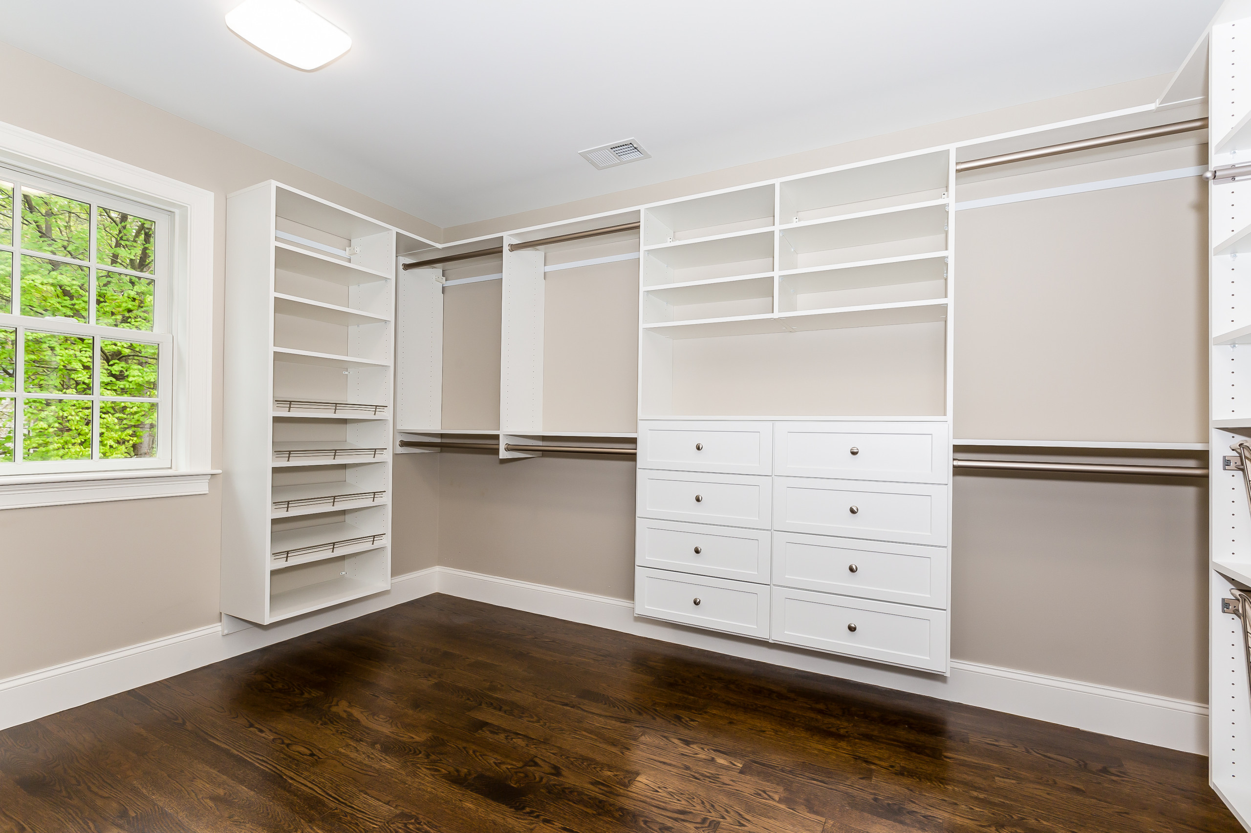 Walk in Closet