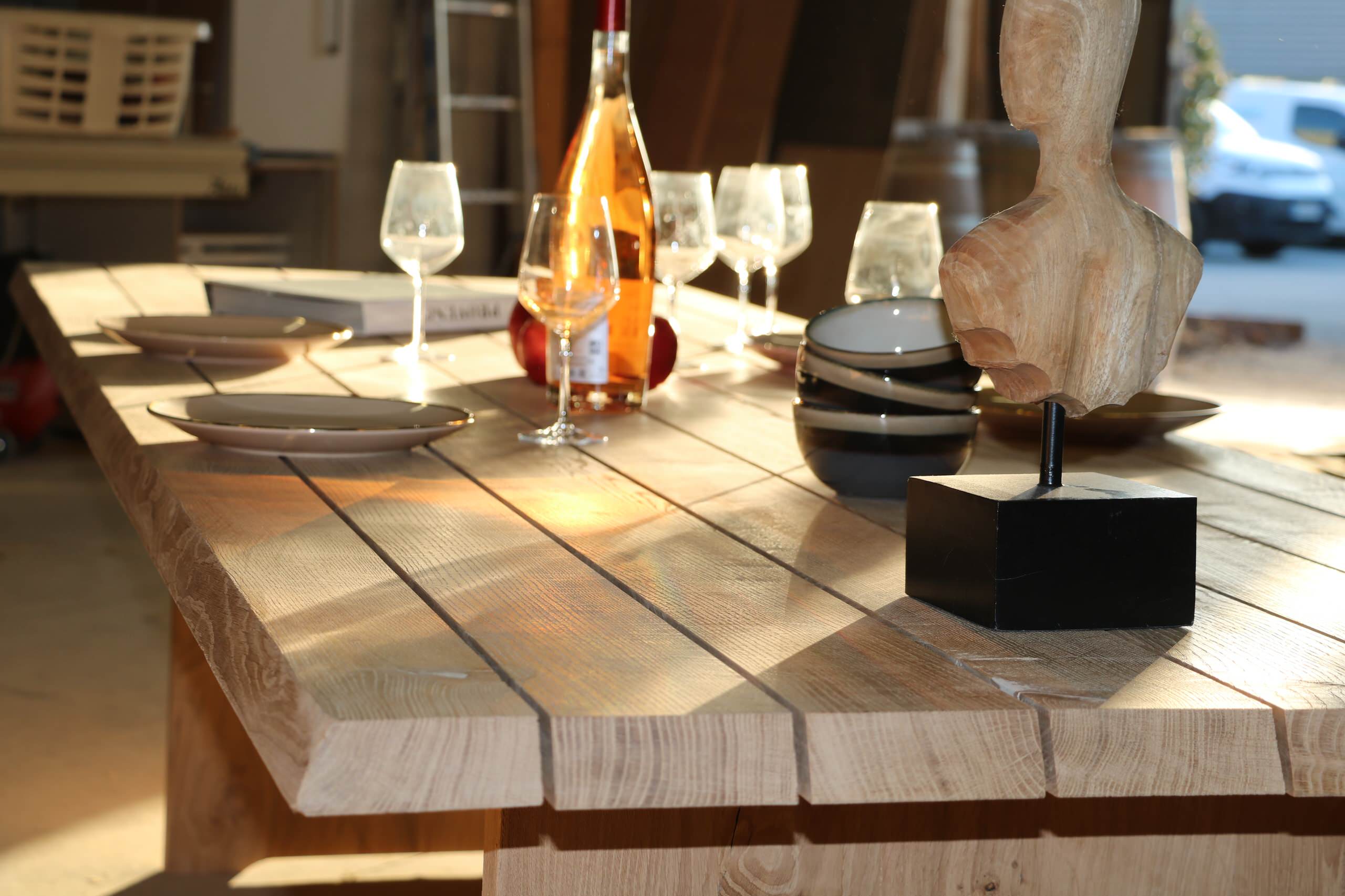 Le Muy - Conception de tables sur-mesure