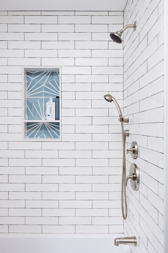 Example of a transitional home design design in Boston