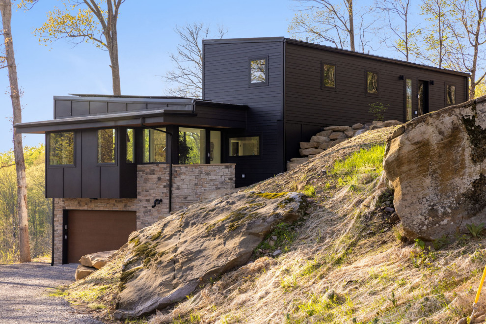 New Build: Lake Pointe Residence