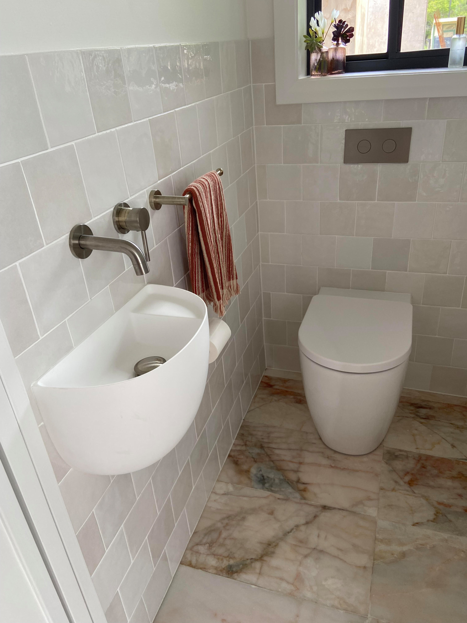 REBUILD OF A GRAND  BATHROOM