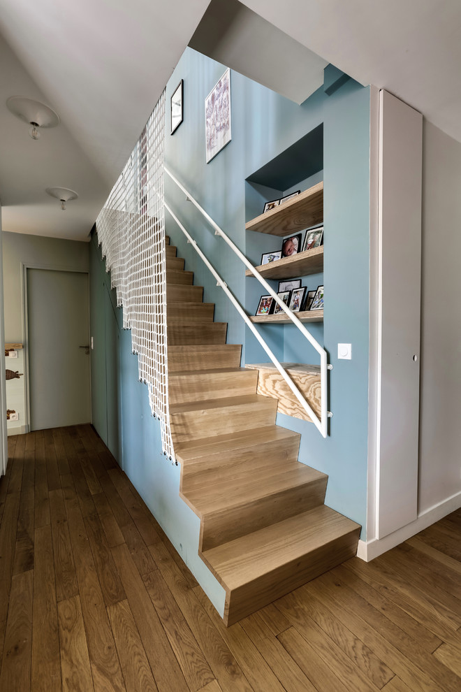 Idée de décoration pour un escalier.