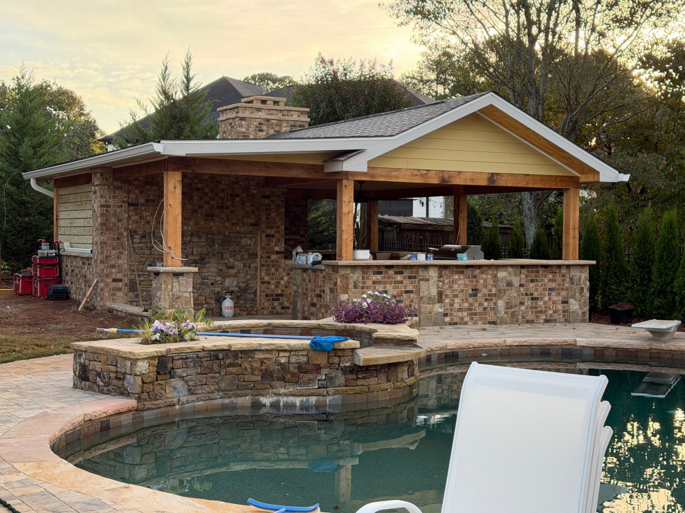 CUSTOM POOL HOUSE
