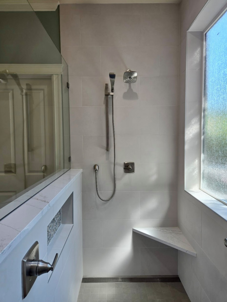 Inspiration for a contemporary bathroom remodel in Seattle
