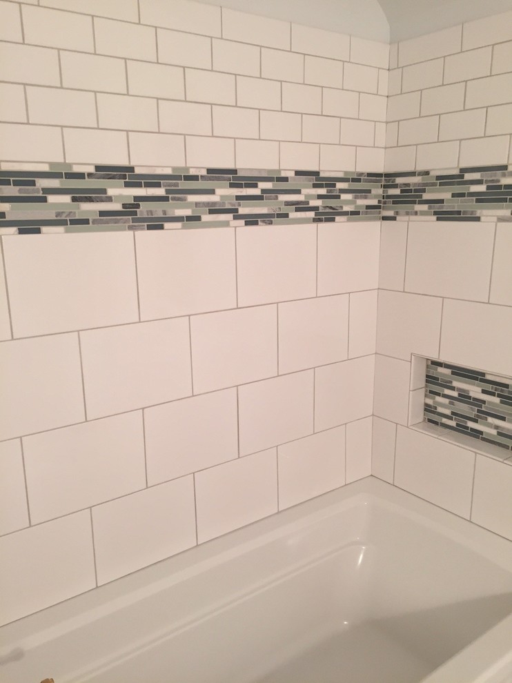 Bathroom - transitional bathroom idea