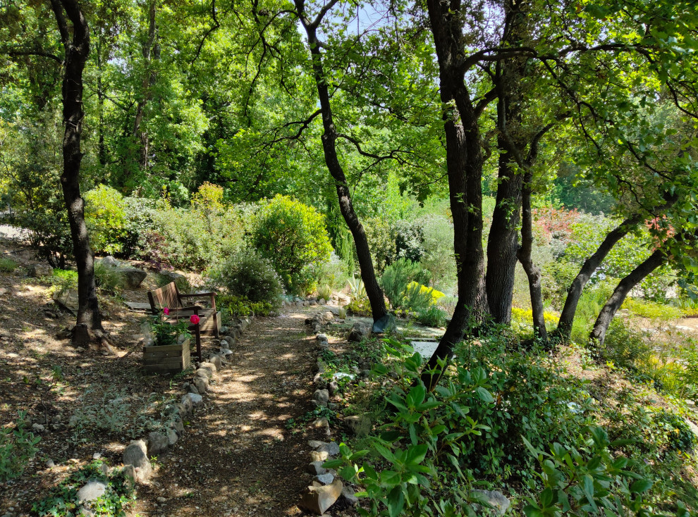 Pourrières, jardin en restanques