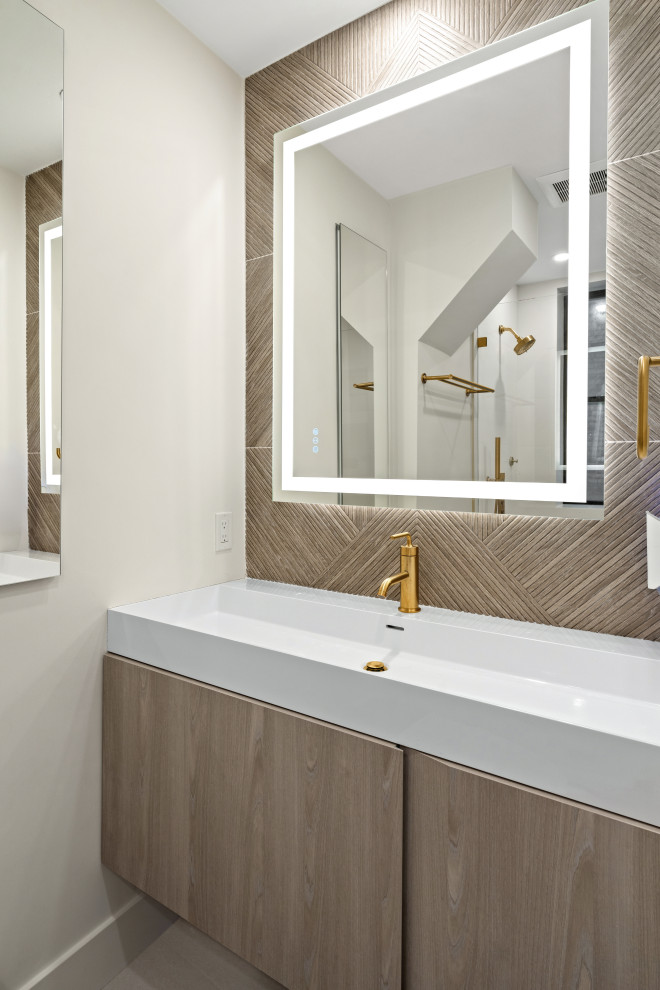 Commonwealth Ave - Master Bathroom