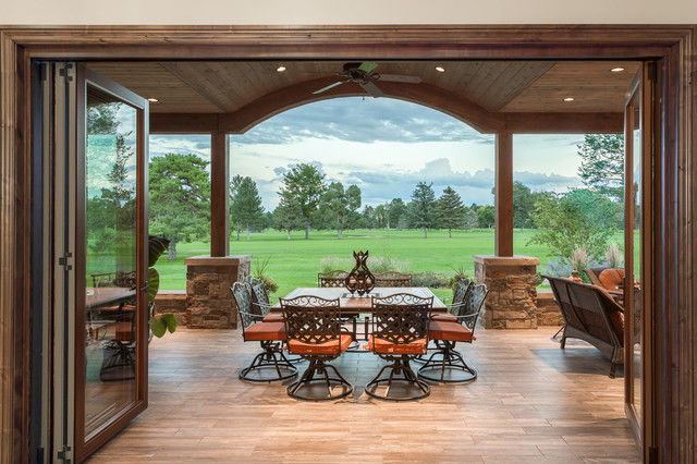 Golf Course Living montagne-terrasse-et-patio