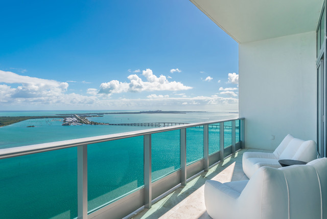 Brickell Penthouse stile-marinaro-balcone