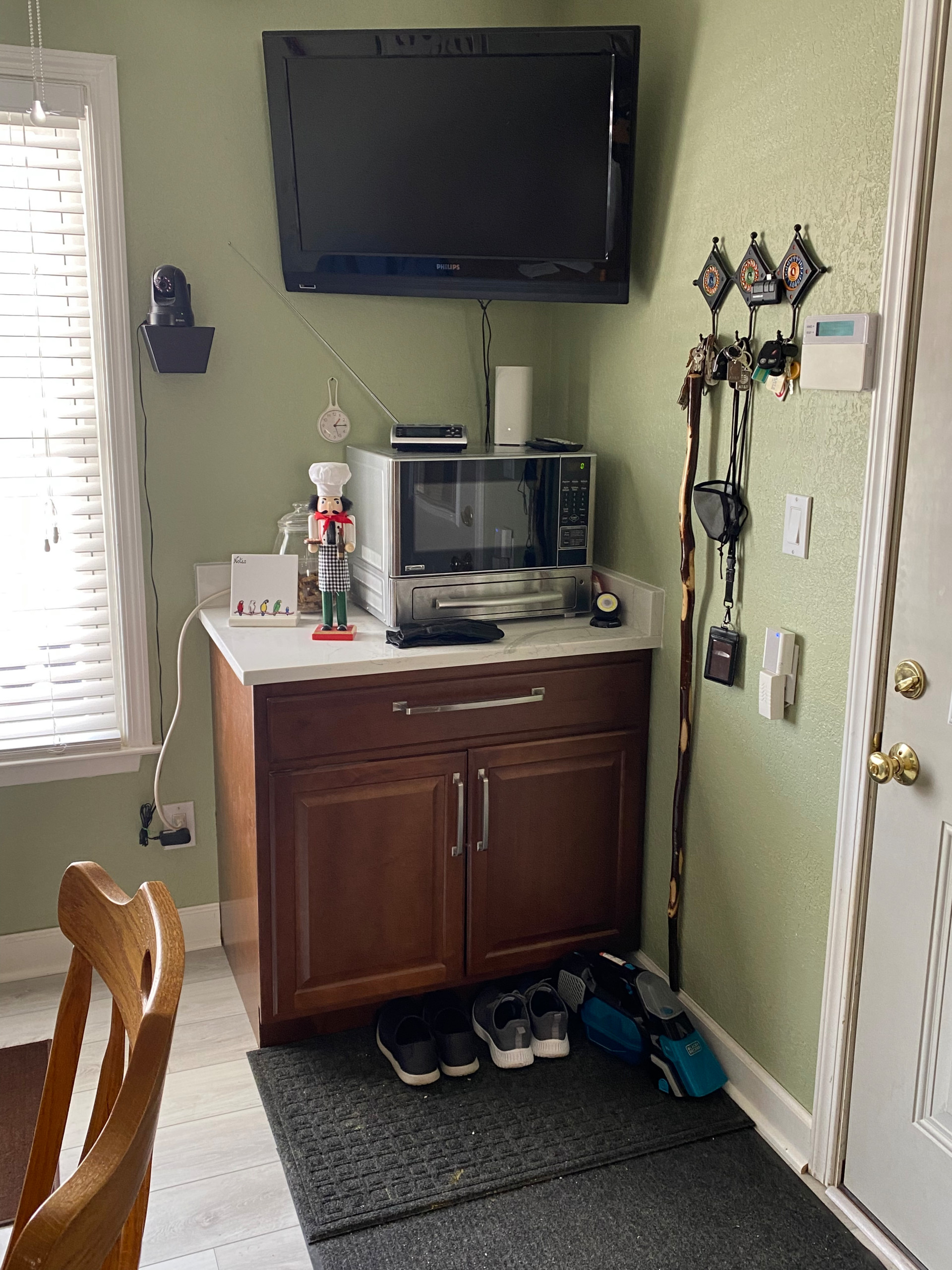 Waterford Quartz countertop and subway backsplash