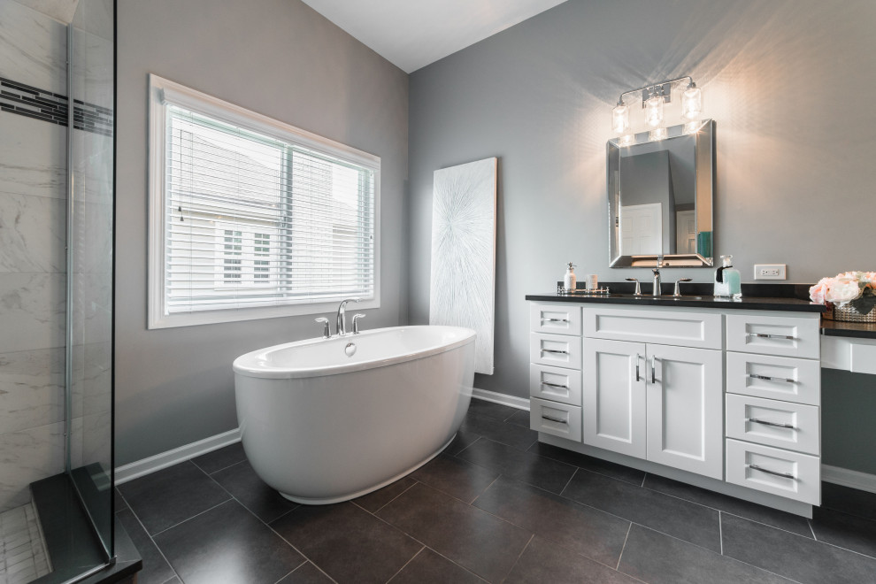 Bathroom - transitional bathroom idea in Chicago