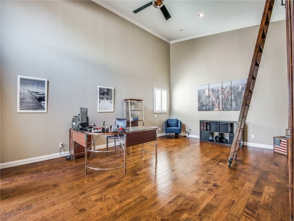 Dallas Home Cromwell