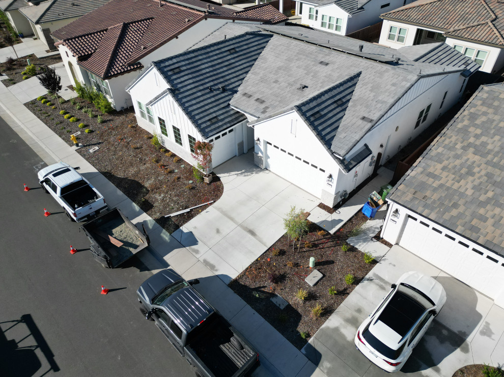 Clubhouse Parkway Front and Backyard Remodel