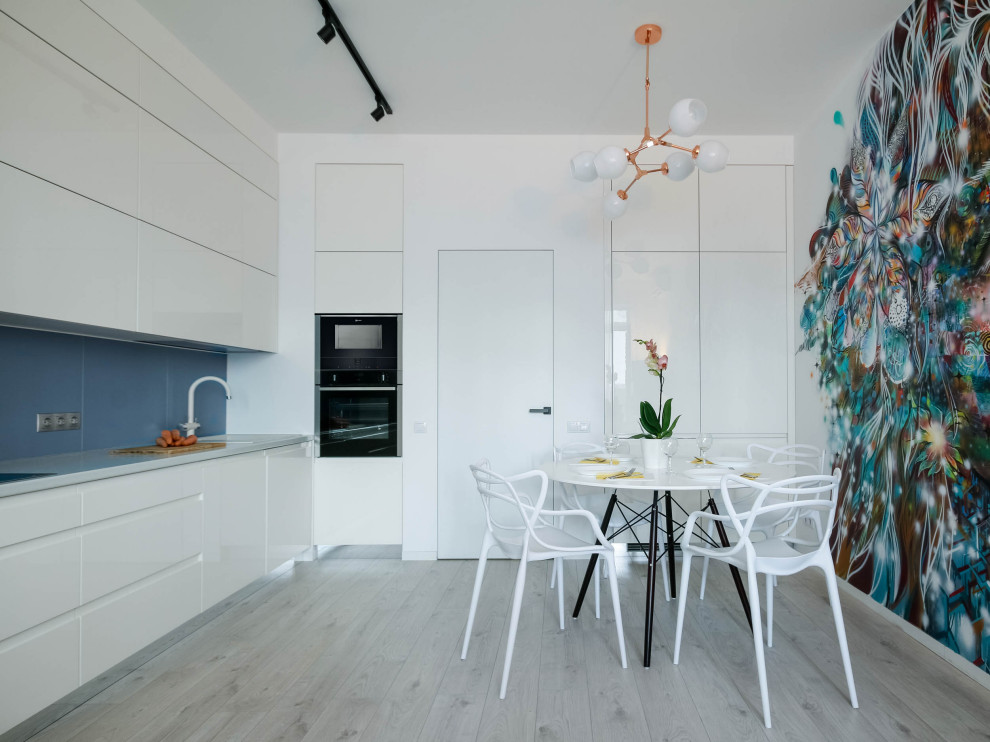 Квартира для молодой студентки. Кухня-гостиная.