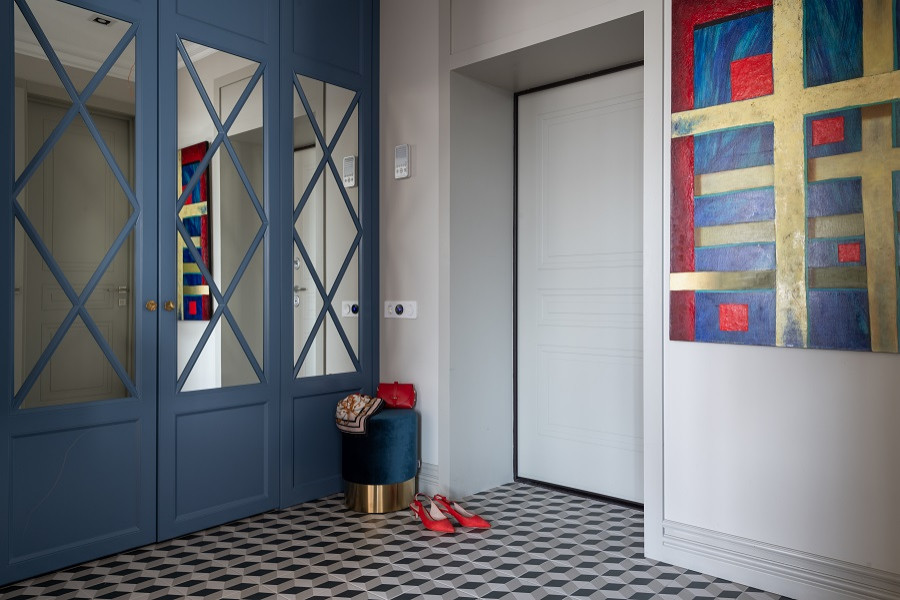 Картины в прихожей