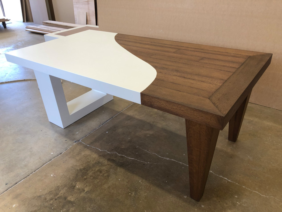 Inspiration for a transitional dining room remodel in Chicago