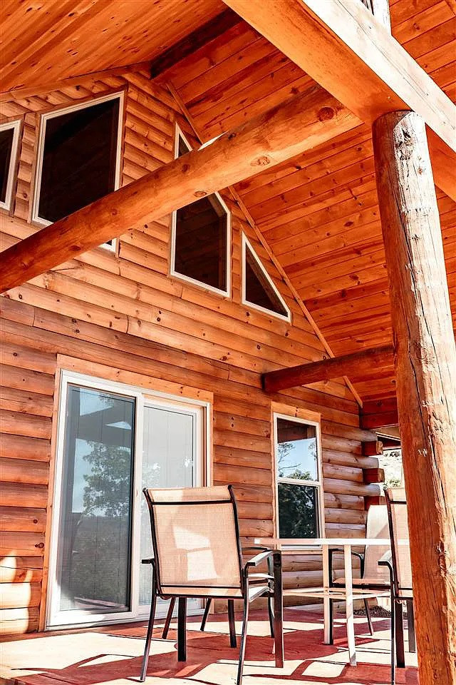 Log Homes