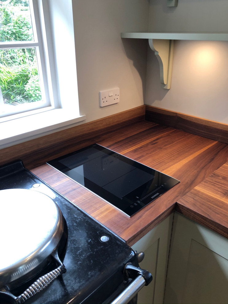 In Frame Shaker Kitchen
