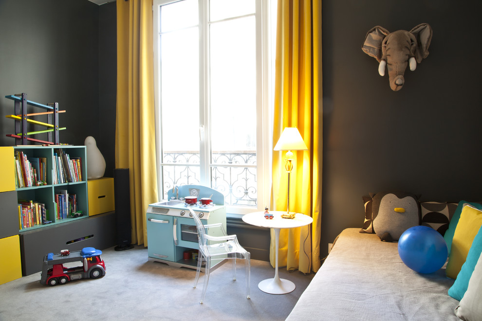 This is an example of a contemporary gender-neutral kids' room in Paris.