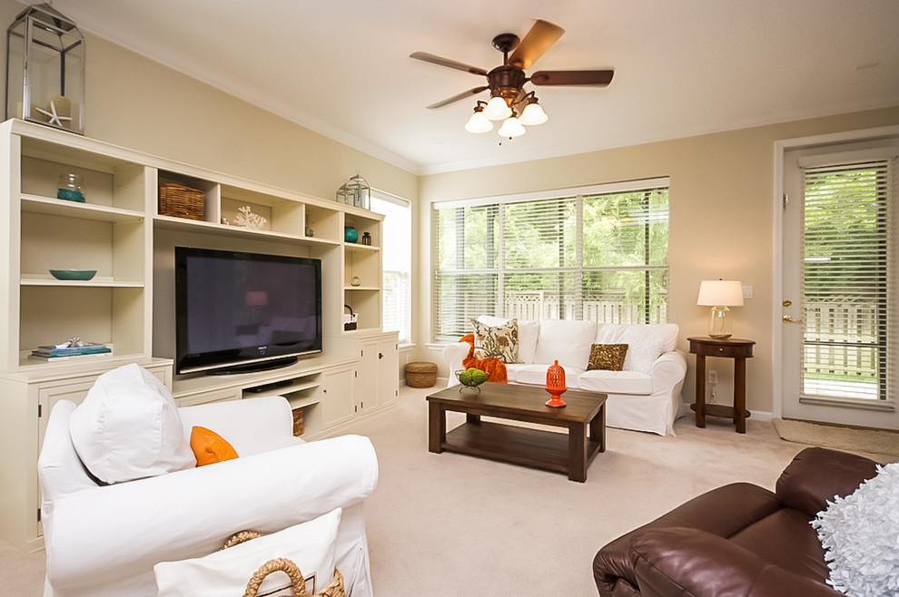 This is an example of a contemporary family room in Jacksonville.