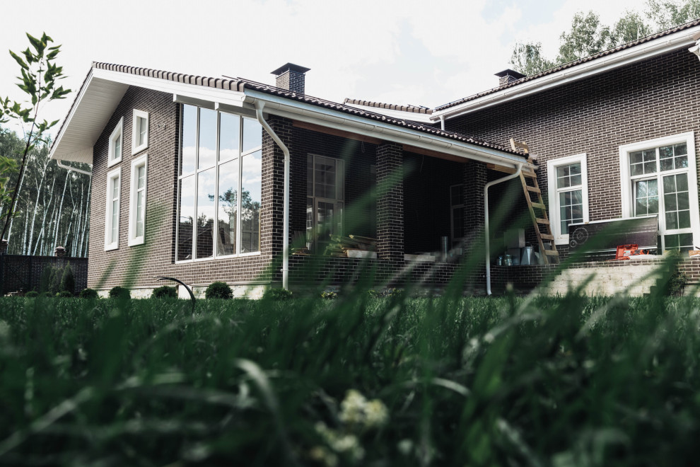 Дом п.Мирный