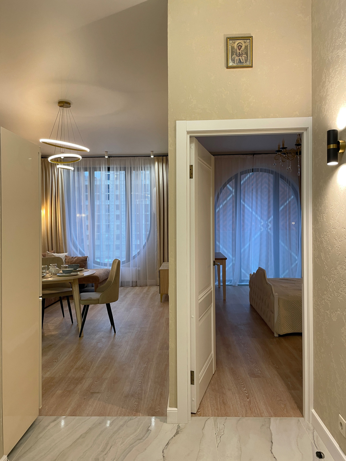 Сказка странствий. Дизайн евро-двухкомнатной квартиры.