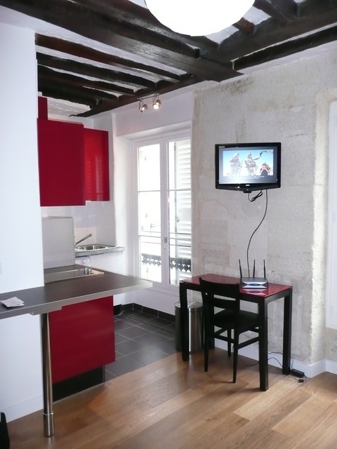 Restructuration d'un studio  Marais contemporary-koek