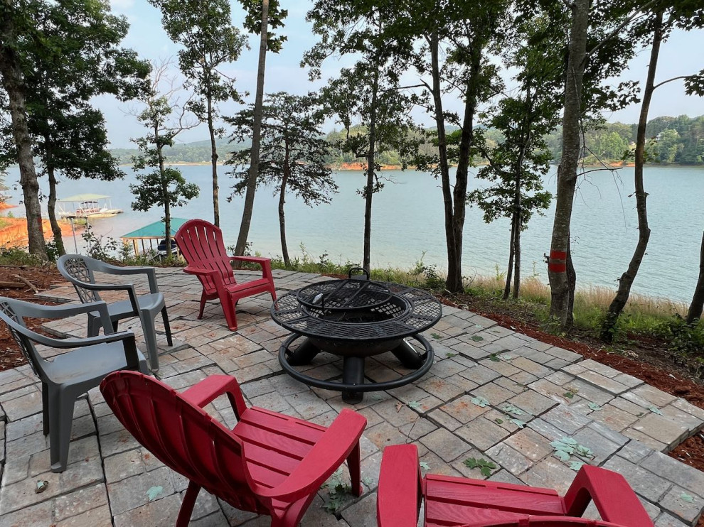 Lake Haven Lodge FirePit