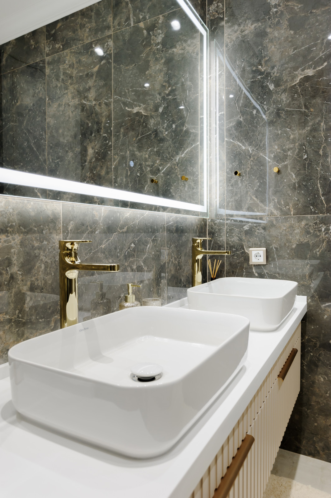 Пятикомнатная квартира 115 кв/м в ЖК «Headliner»