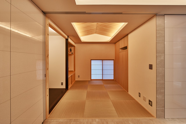 八幡の家 modern-arbeitszimmer
