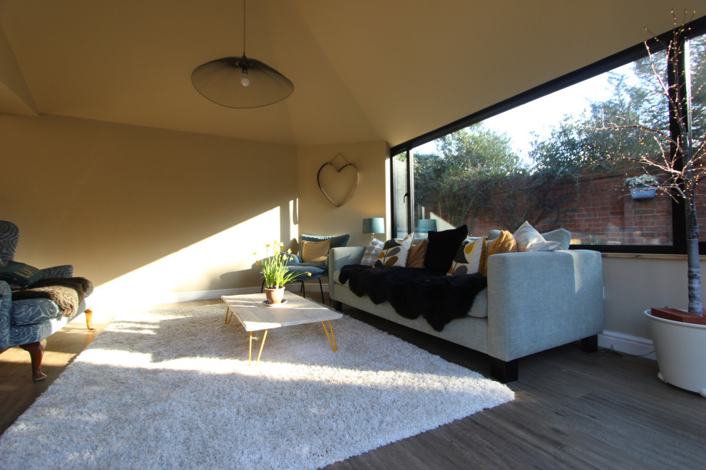 Oxford Contemporary family room