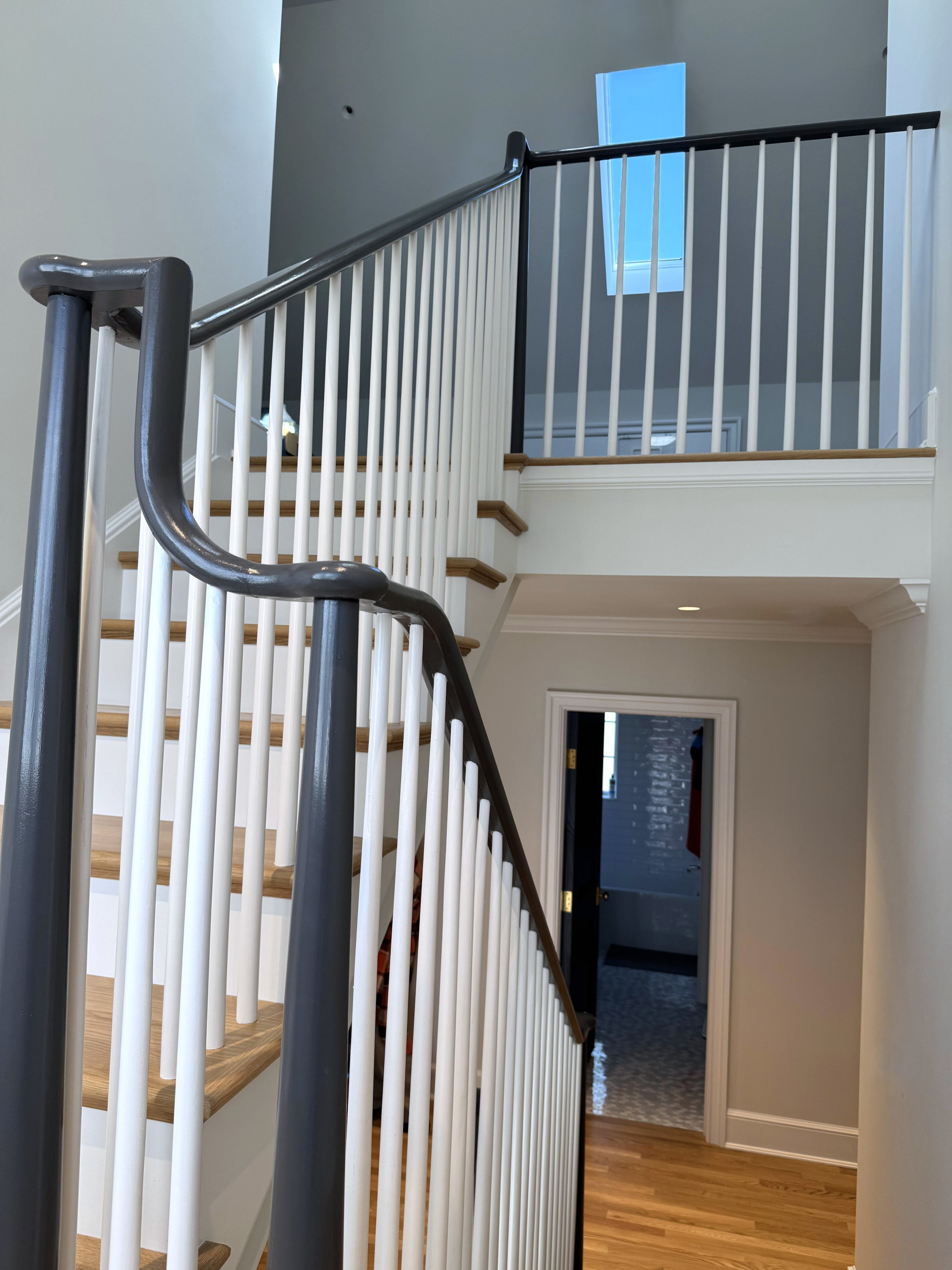 142_Airy Staircase with Over the Post Balustrade, Arlington, VA