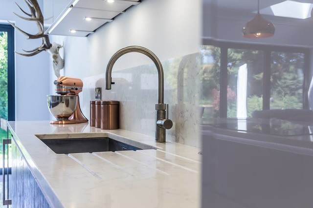 CASE STUDY 24 modern-kitchen