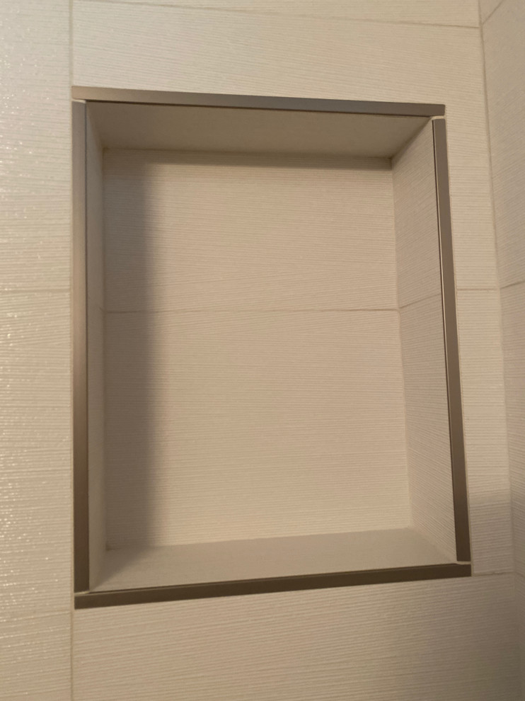 Niche Schluter not mitered gap between sections is this okay?