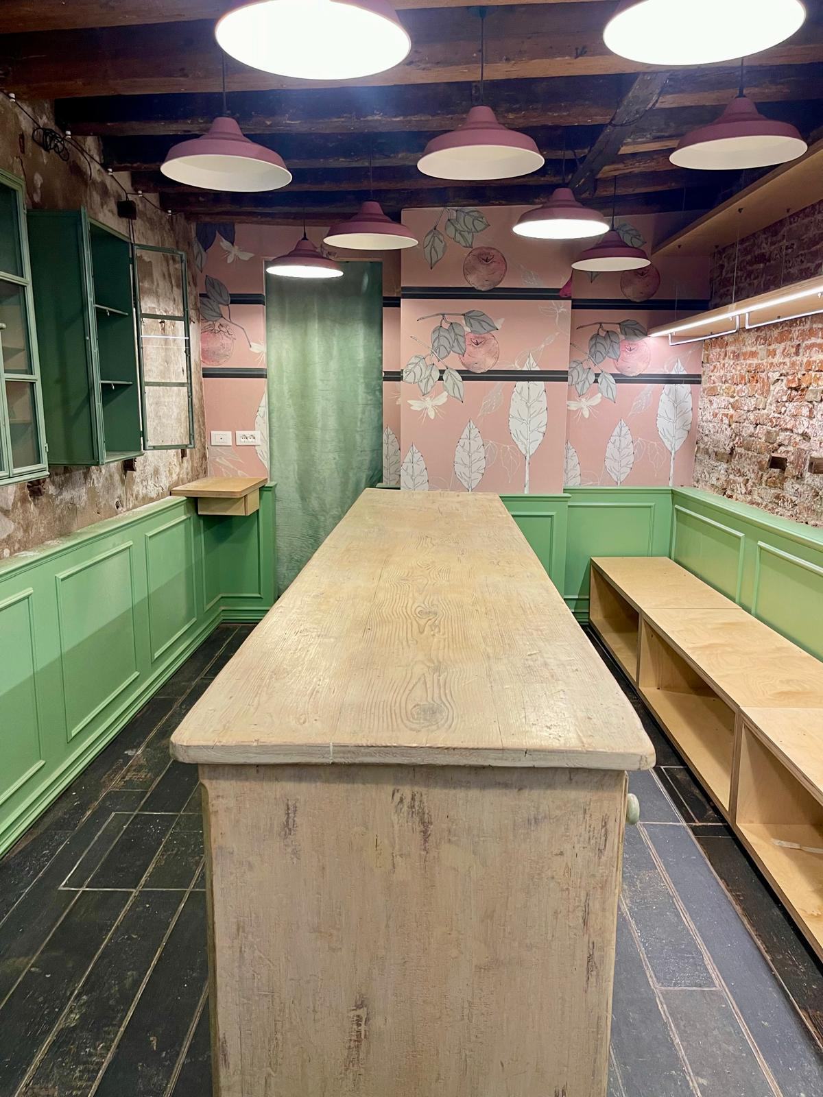 LAGUNA STORE by PORTA VENEZIA